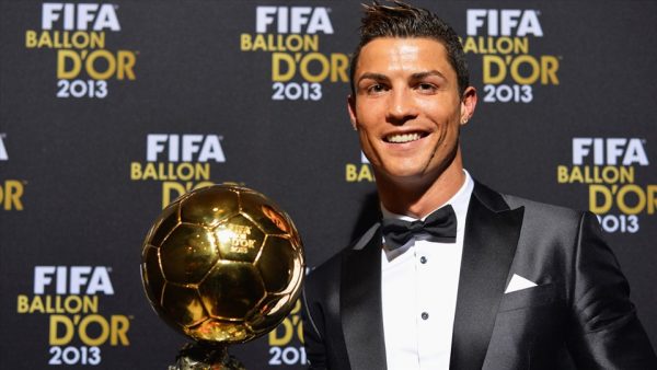 Ronaldo (CR7) sinh năm bao nhiêu? Tiểu sử Cristiano Ronaldo là ai?